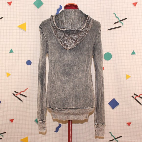 American Age grey hoodie - Picture 3 of 7